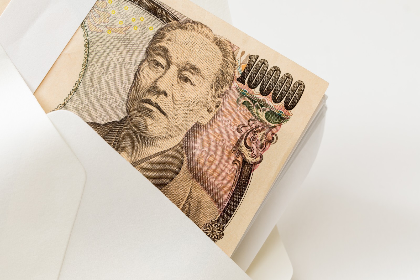 1万円でアルトコインはどれだけ買える？
